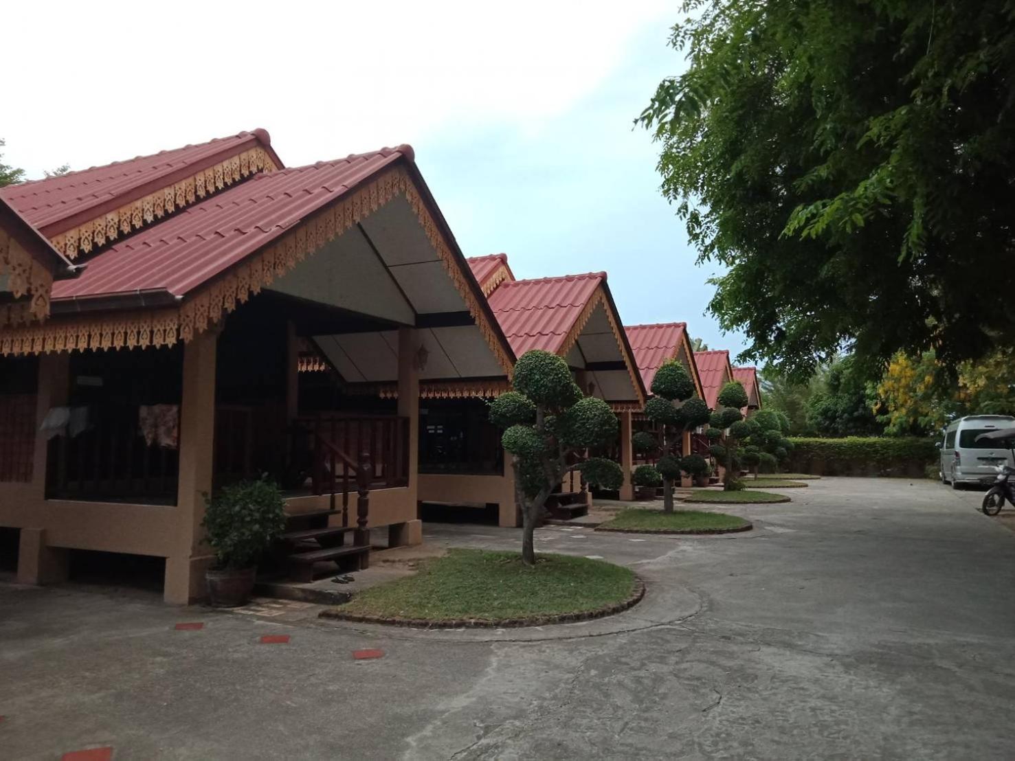 होटल สุขทวีรีสอร์ท อ่าวมะนาว Prachuap Khiri Khan