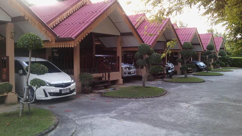 สุขทวีรีสอร์ท อ่าวมะนาว 3* Prachuap Khiri Khan