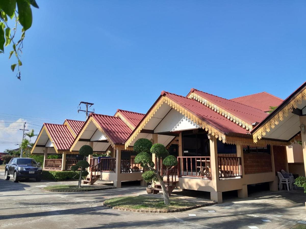 สุขทวีรีสอร์ท อ่าวมะนาว होटल Prachuap Khiri Khan