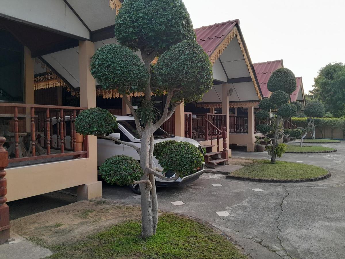 สุขทวีรีสอร์ท อ่าวมะนาว Prachuap Khiri Khan