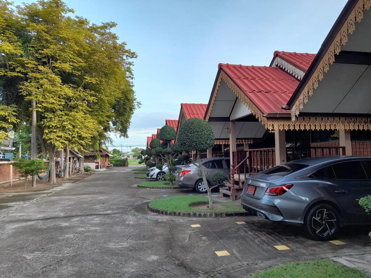 สุขทวีรีสอร์ท อ่าวมะนาว 3* Prachuap Khiri Khan